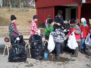 Trash kids from Byrsjö School Trash kids from Byrsjö School