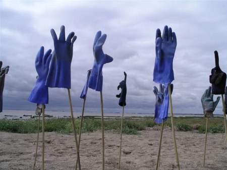 spurn_glove_jpg